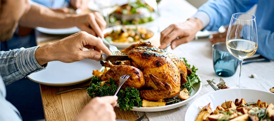 Pollo asado en Almendralejo con acompañamientos de verano